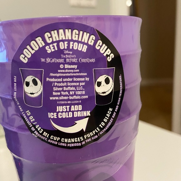 The nightmare before Christmas color changing cups - Picture 2 of 2